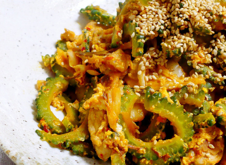 夏バテ防止に ピリッとゴーヤー豚キムチ