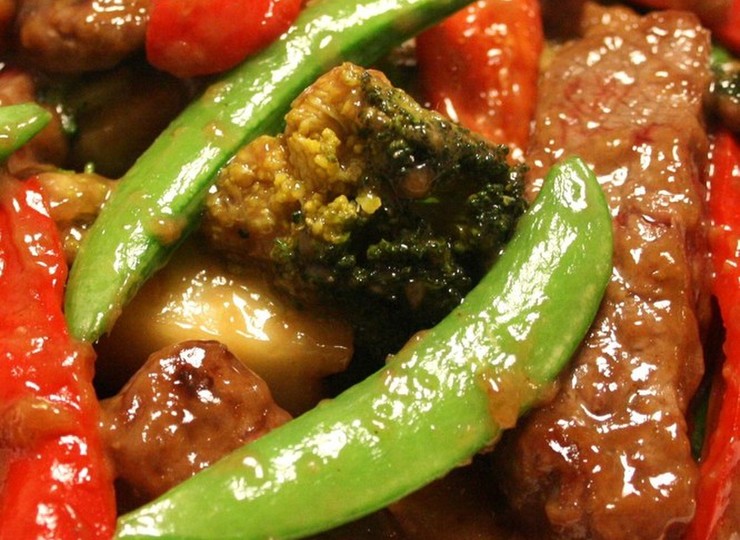 やわらか肉のうまステーキ