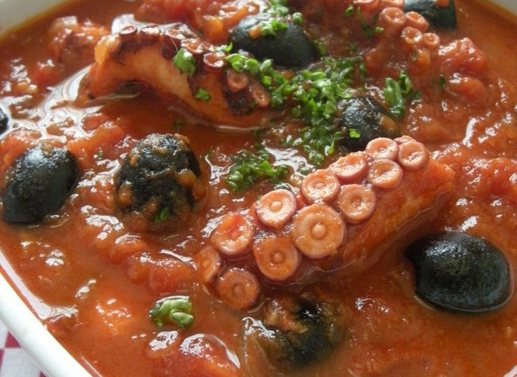 タコのやわらかトマト煮