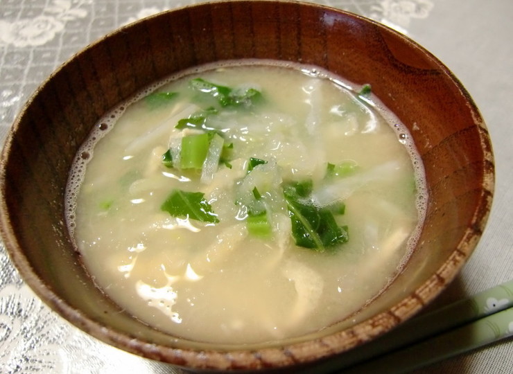 大根と大根の葉のおろし味噌汁