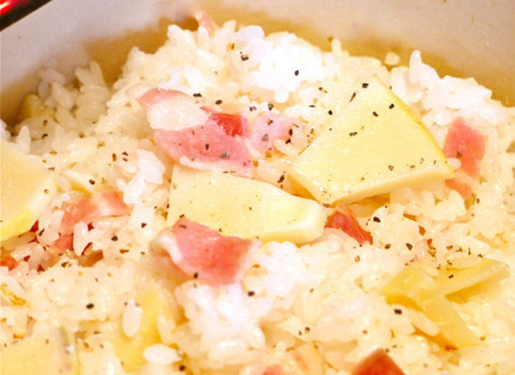 タケノコとベーコンのコンソメライス