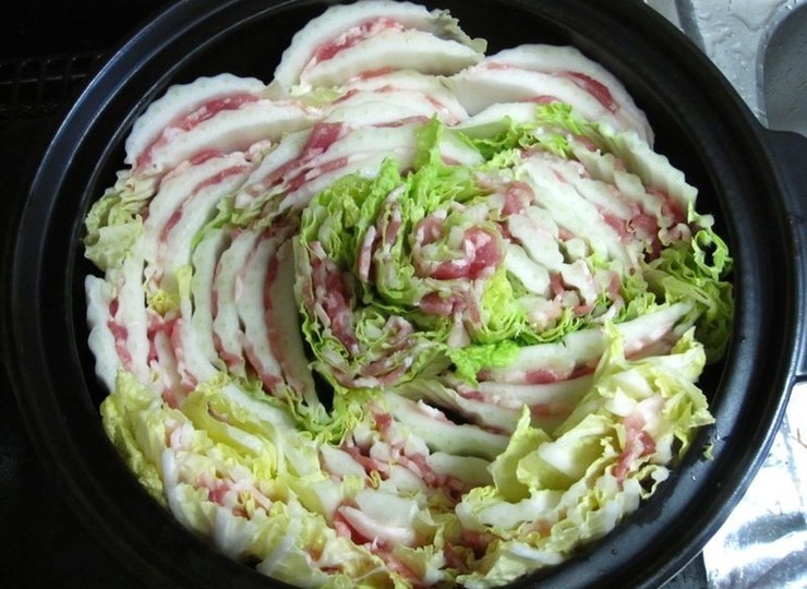 だし汁を使わない白菜豚鍋