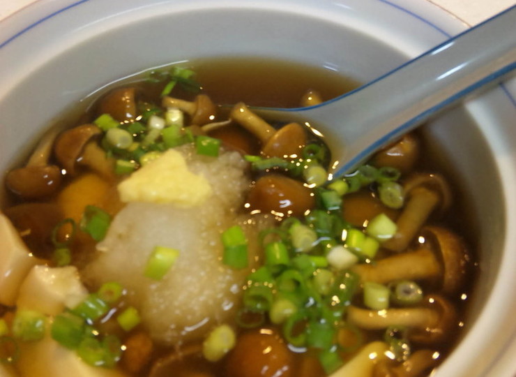 あつあつ なめこおろし汁