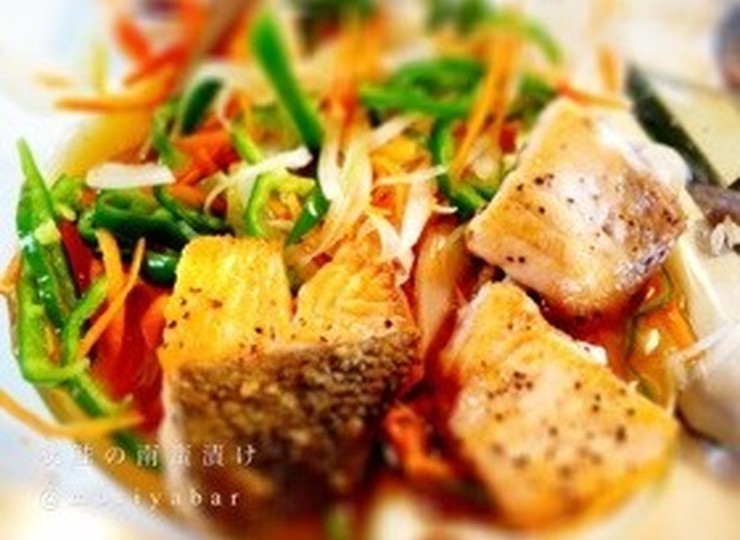 野菜たっぷり 揚げない 鮭の南蛮漬け