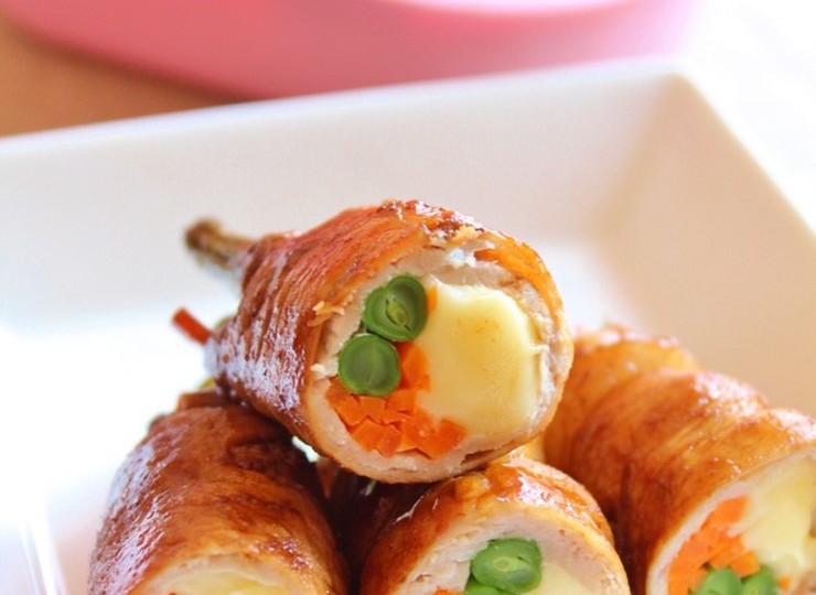 カラフル野菜とチーズの豚ソース巻き