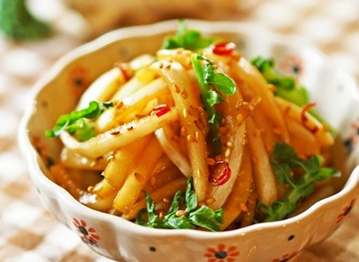 大根の皮と葉のきんぴら