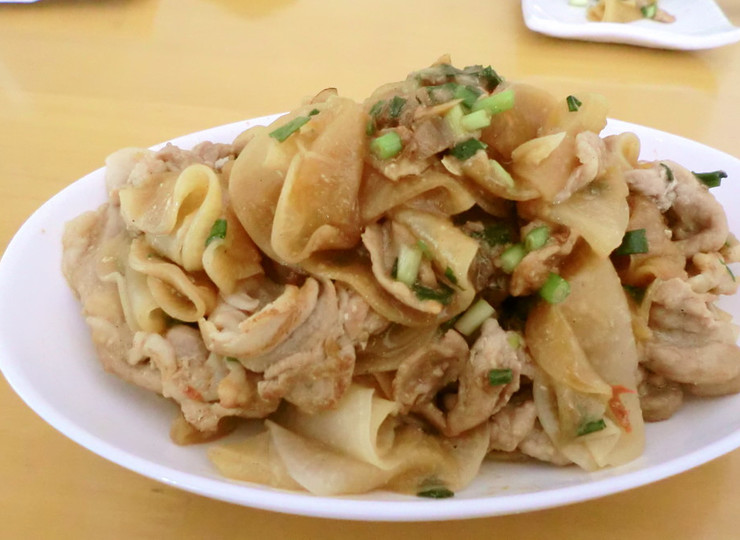 スライス大根と豚肉のにんにく醤油炒め
