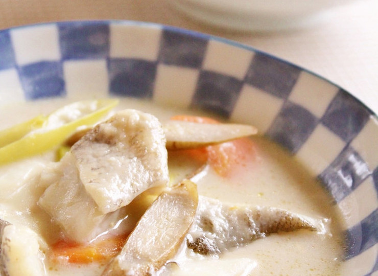 タラと根菜の味噌クリームシチュー