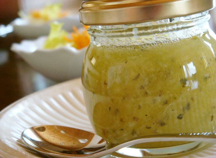 塩こうじとバジルのドレッシング