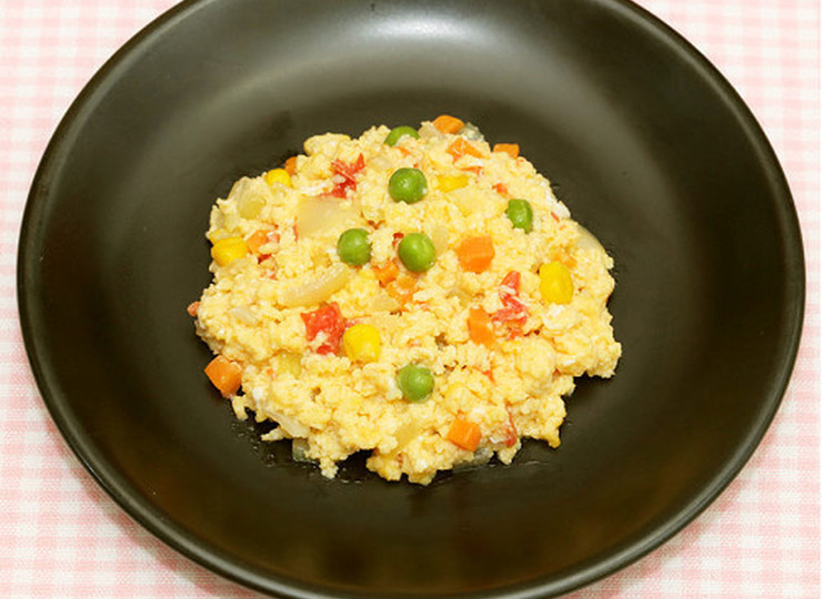 ベジタブル入りスクランブルエッグ