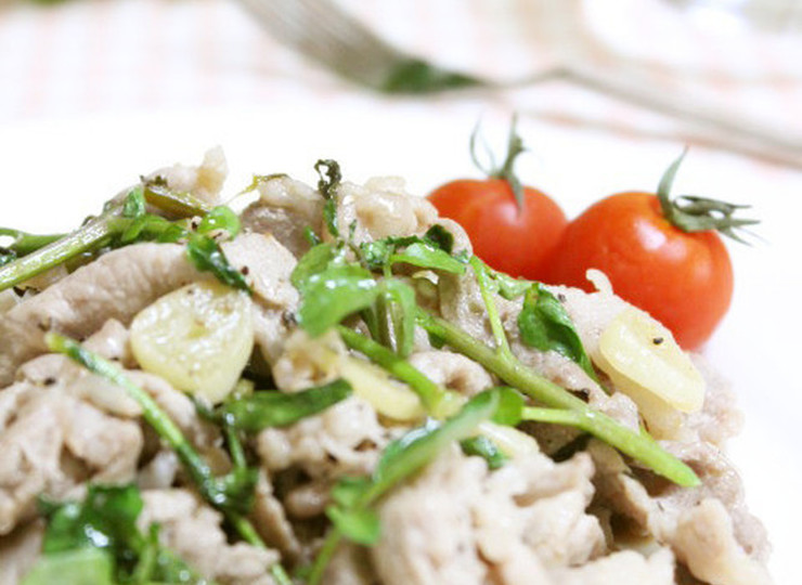 豚肉とクレソンのレモンバター炒め