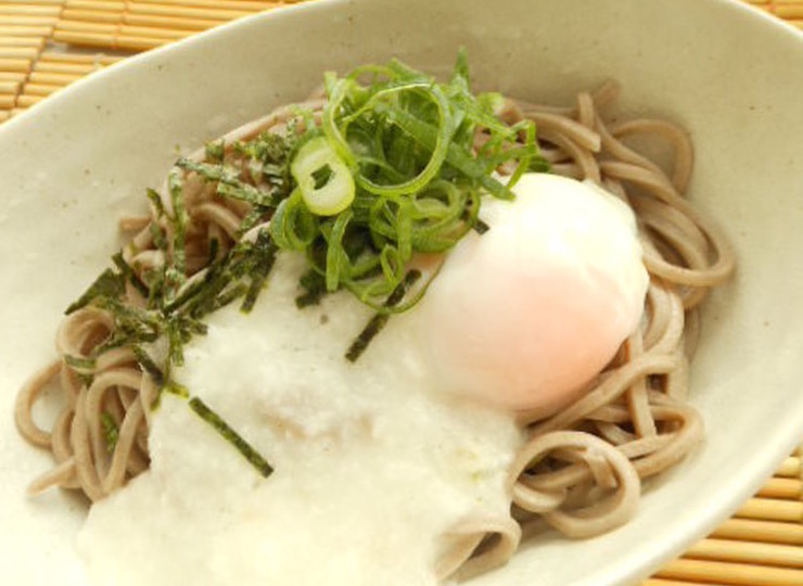 冷やし山かけ月見そば
