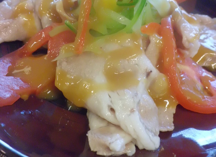 ゆで豚のからし酢味噌かけ