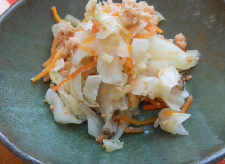 鮭入り野菜の酢の物