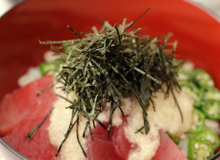 マグロの麦とろごはん