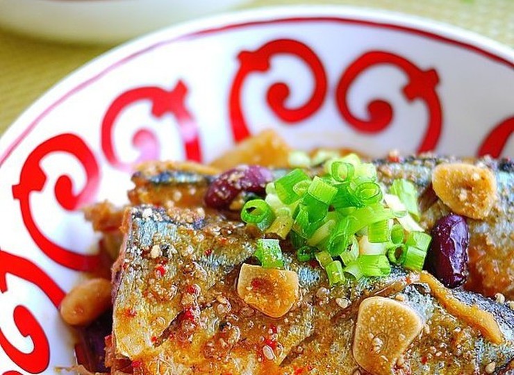 サンマと大豆の韓国風うま煮
