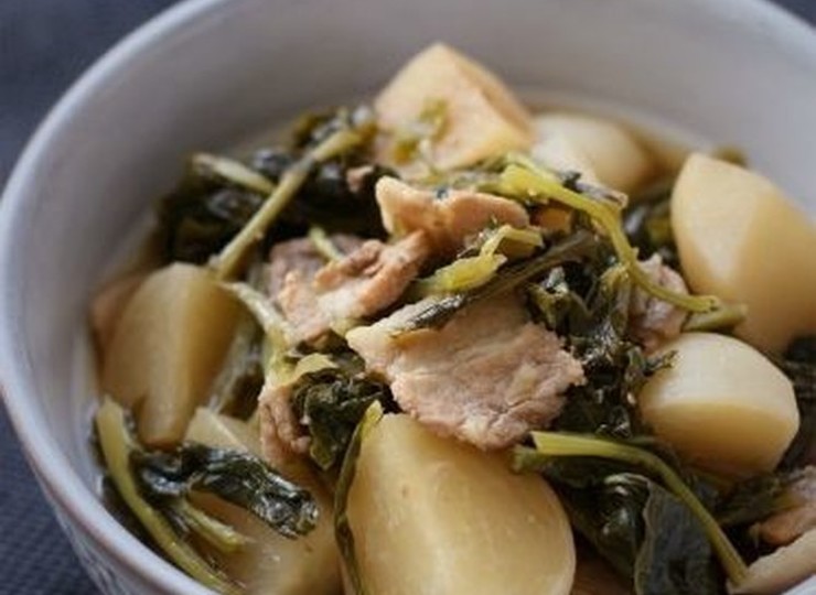 葉っぱも丸ごと カブと豚肉の煮物