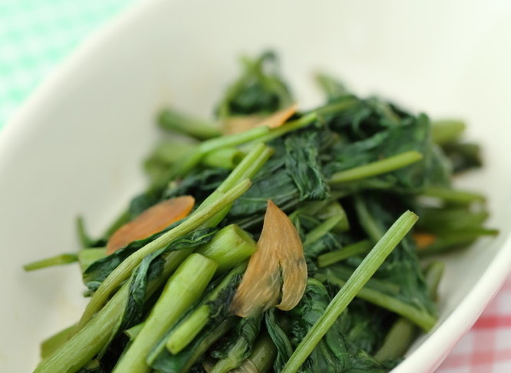 おうちで簡単 空芯菜の炒め物