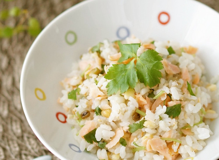 レモン香る鮭と三つ葉の混ぜごはん