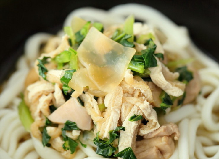 ほっこりあったか七草入り鶏ももあげうどん