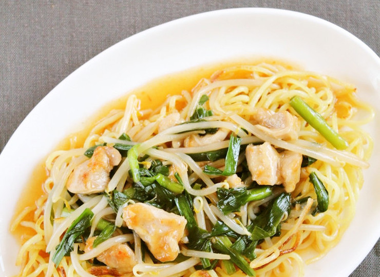 ウマ辛 鶏ニラあんかけ焼きそば