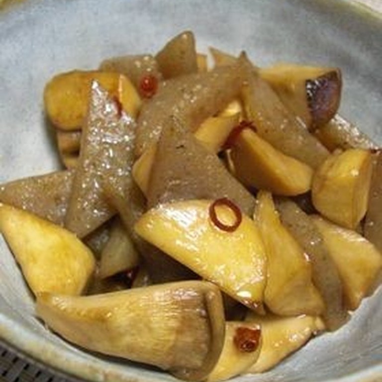 エリンギとこんにゃくのピリ辛炒め