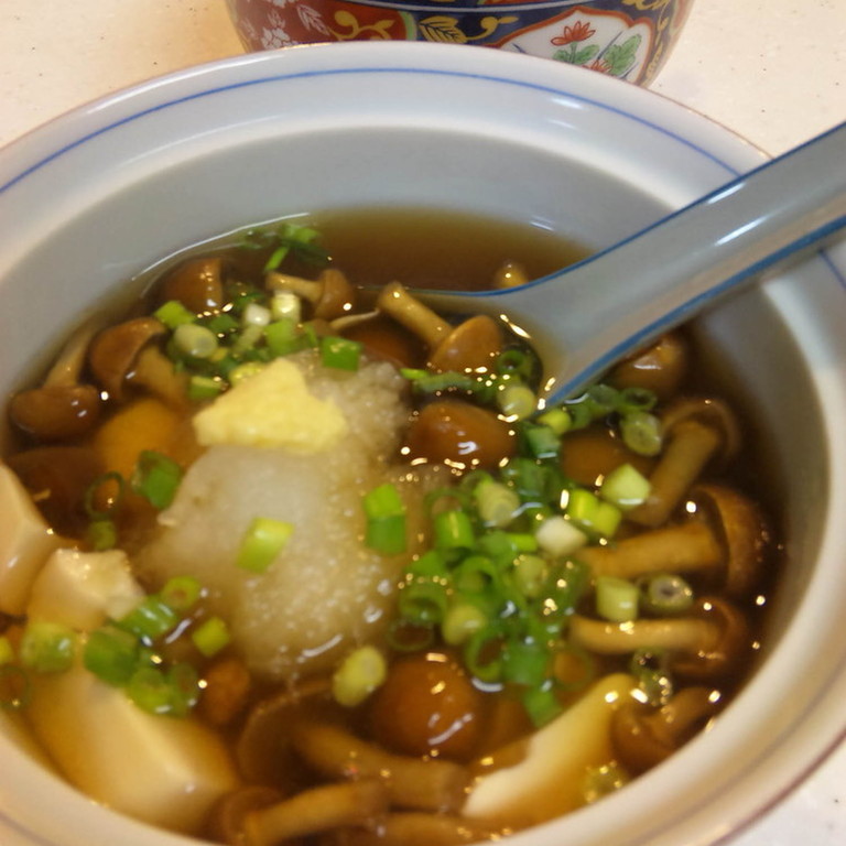 あつあつ なめこおろし汁
