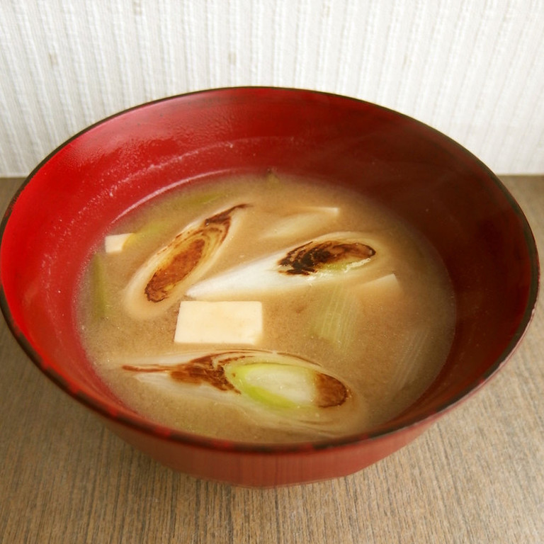 焼き葱と豆腐のコク旨お味噌汁