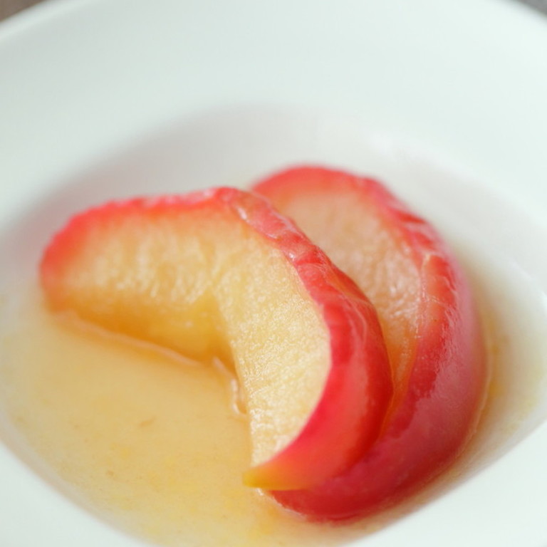 簡単 バター香るりんごメープルシロップ煮