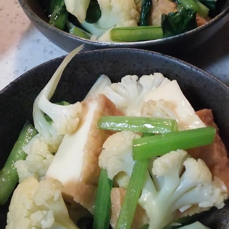 カリフラワーと小松菜煮浸し
