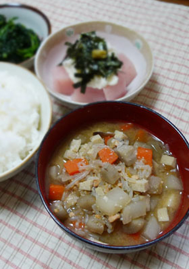 具だくさん 青森の郷土料理「けの汁」