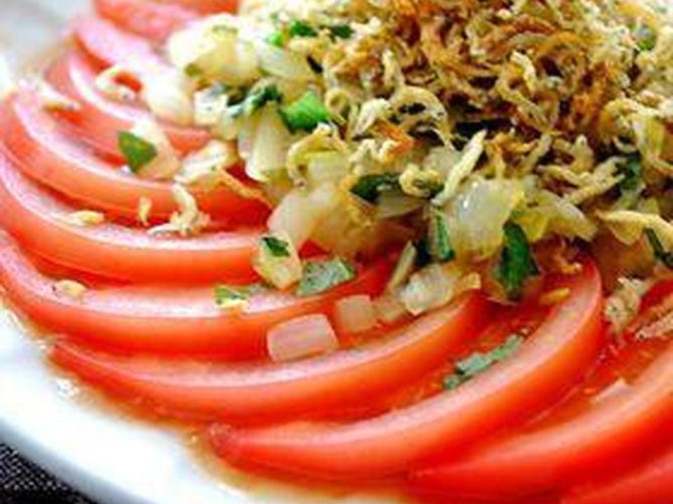 トマトのカリカリじゃこサラダ