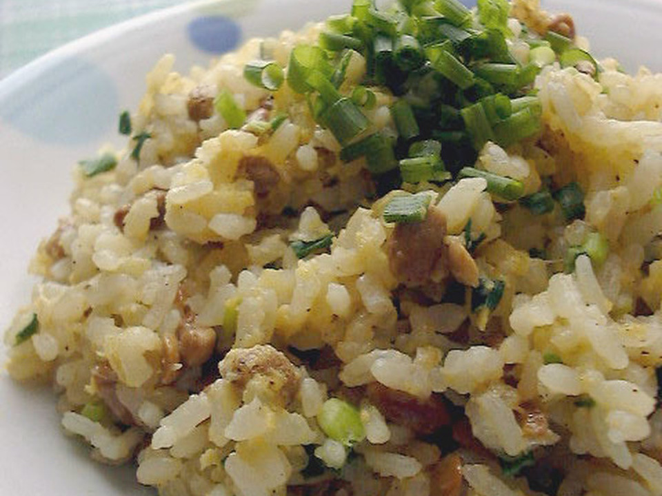 電子レンジで作る納豆炒飯