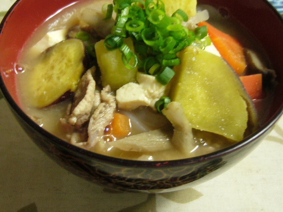 具沢山の味噌汁 さつま汁