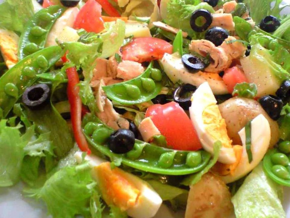 春野菜で ニース風サラダ