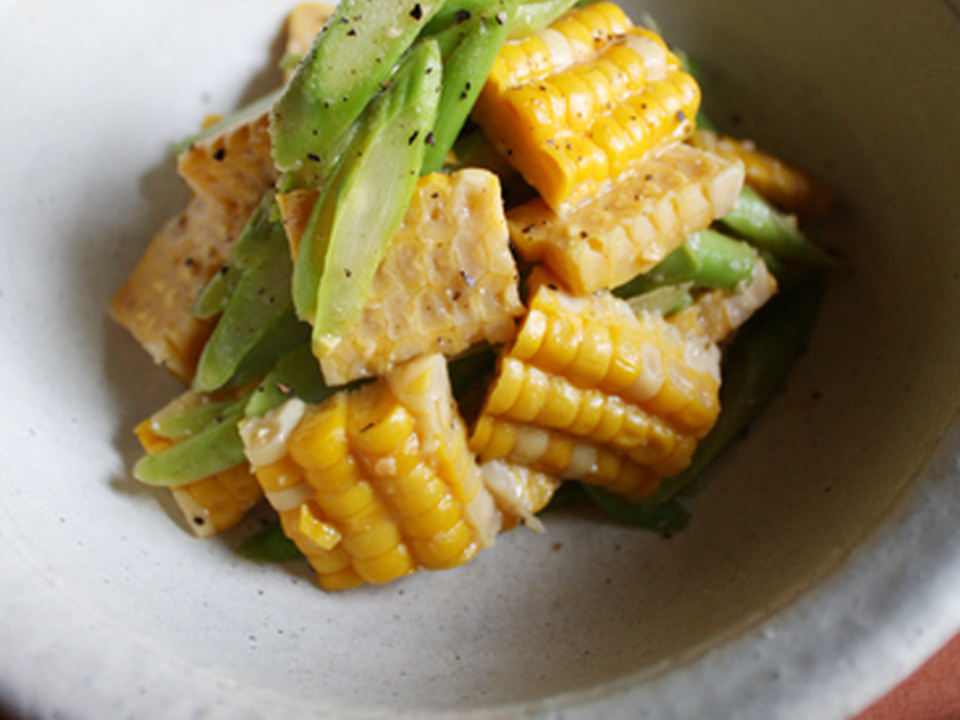 アスパラとコーンのピリ辛みそマリネ