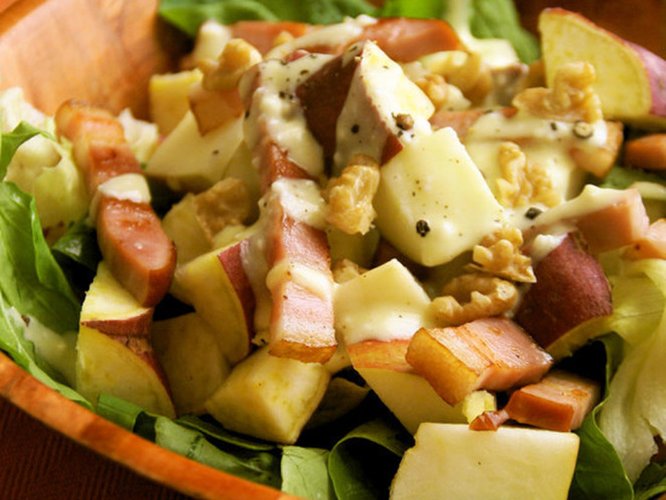さつまいもとりんごの秋サラダ