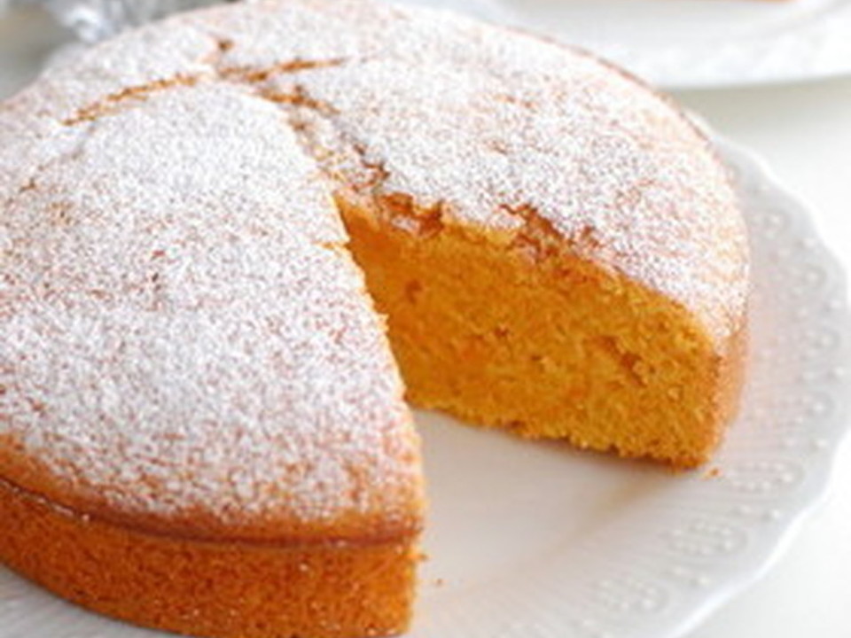 簡単おやつ にんじんケーキ