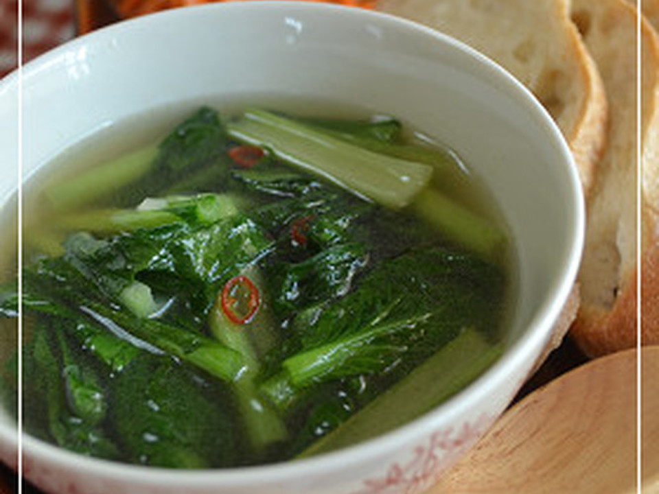 小松菜のペペロンスープ