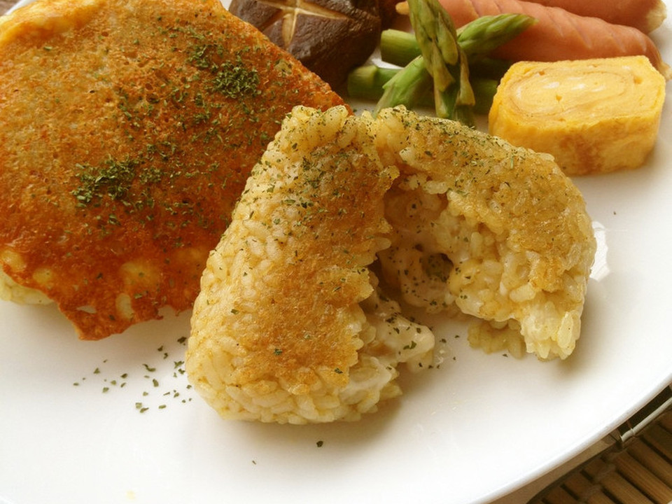 とろとろクリーム焼きおにぎり