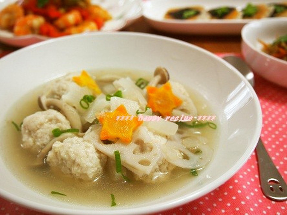 ふわふわ鶏だんごのスープ