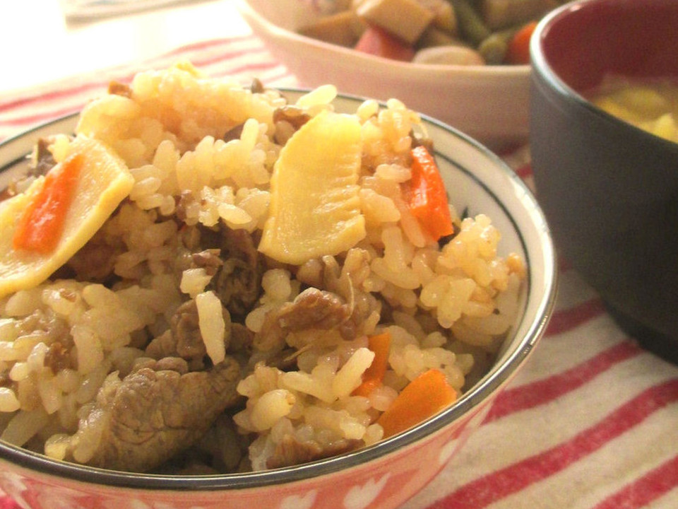 簡単 牛肉入り炊き込みたけのこご飯