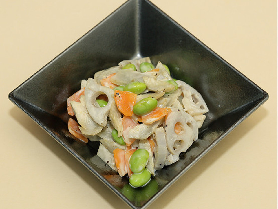 繊維たっぷり根菜サラダ