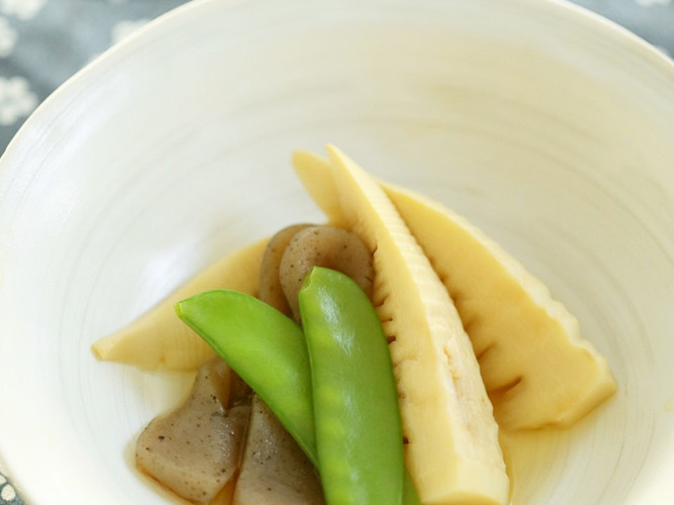 筍と蒟蒻の炊き合わせ煮
