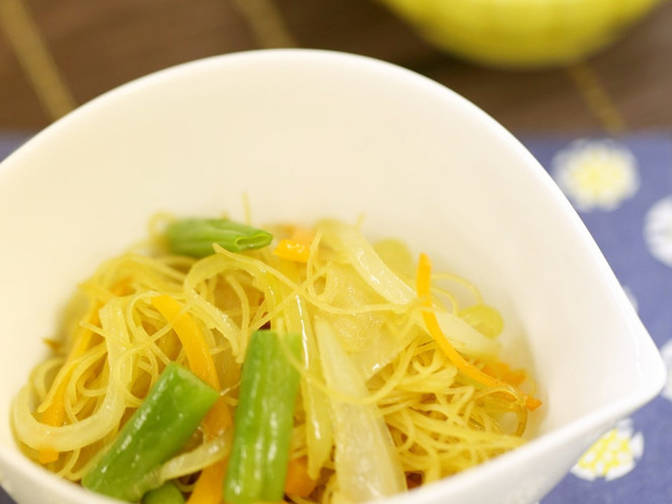 ビーフンと野菜の中華風ソテー