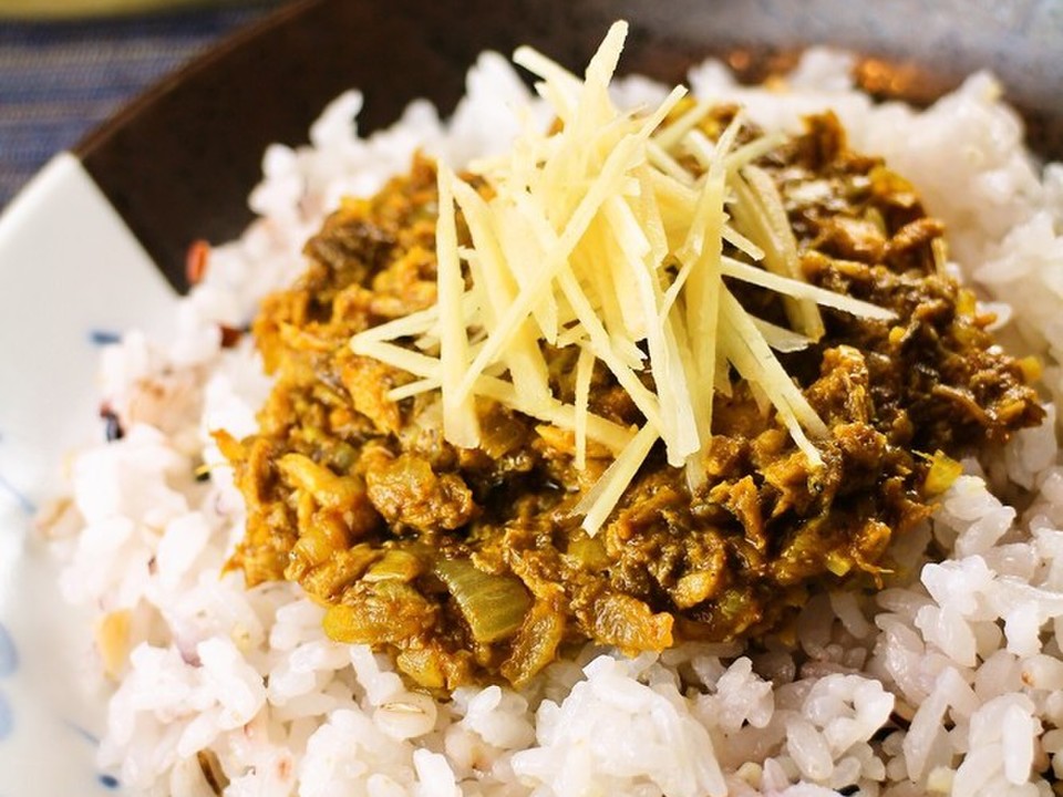 生姜香る さば缶カレー