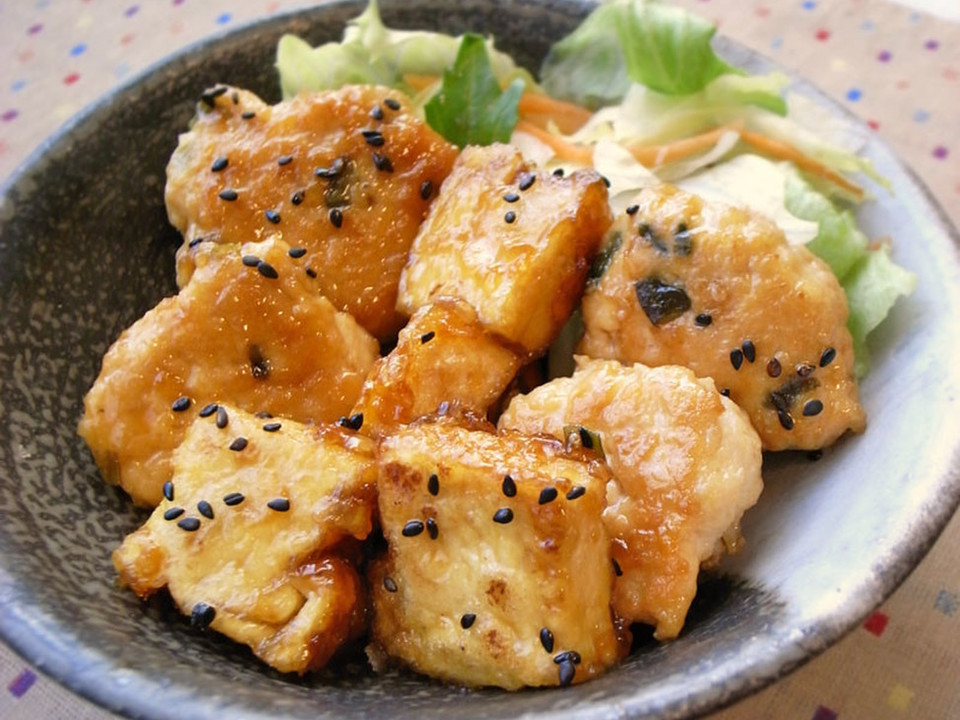 ふんわりつくねと厚揚げの甘辛焼き