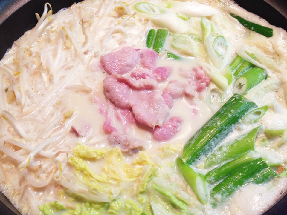 しょうがとにんにく入り 豆乳鍋