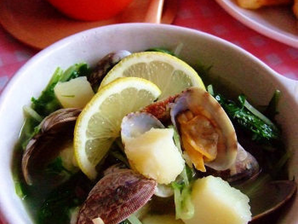 アサリと水菜とジャガイモのスープ