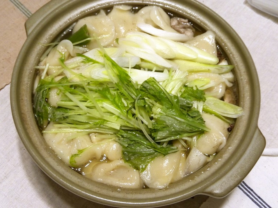 体ぽかぽかスパイシー 花椒の水餃子鍋